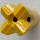 Materiał z węglika wolframu włożony do otworów wiertarskich Gwinty w kształcie krzyża