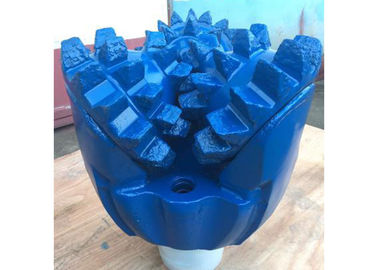 17-1 / 2 "Bit Trricone Rock, kod IADC 135, Steel Tooth Rock Bit do miękkich i średnich formacji miękkich