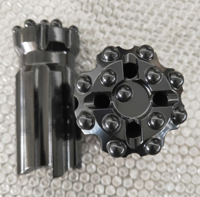 T38 64mm Gwint Retrac Przycisk Wiertło Top Hammer Rock Wiertło 76mm 89mm 102mm Płaskie / Drop Center